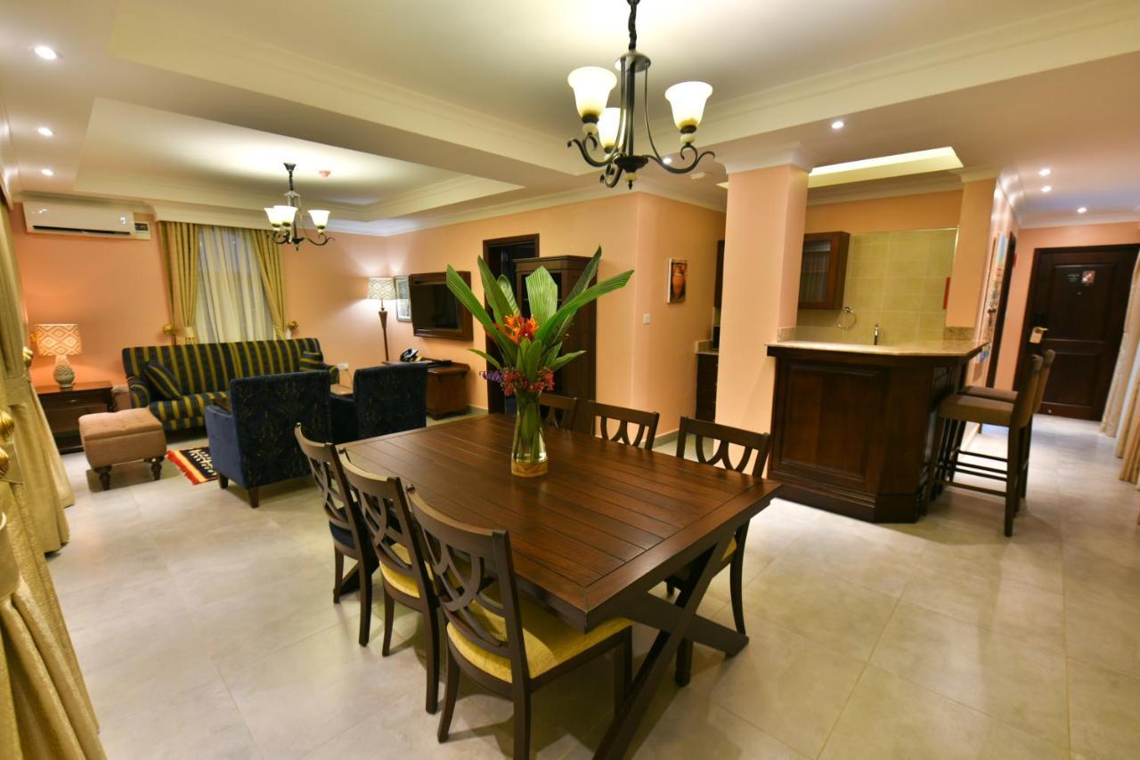 Casa Solada Hotel คัมพาลา ภายนอก รูปภาพ