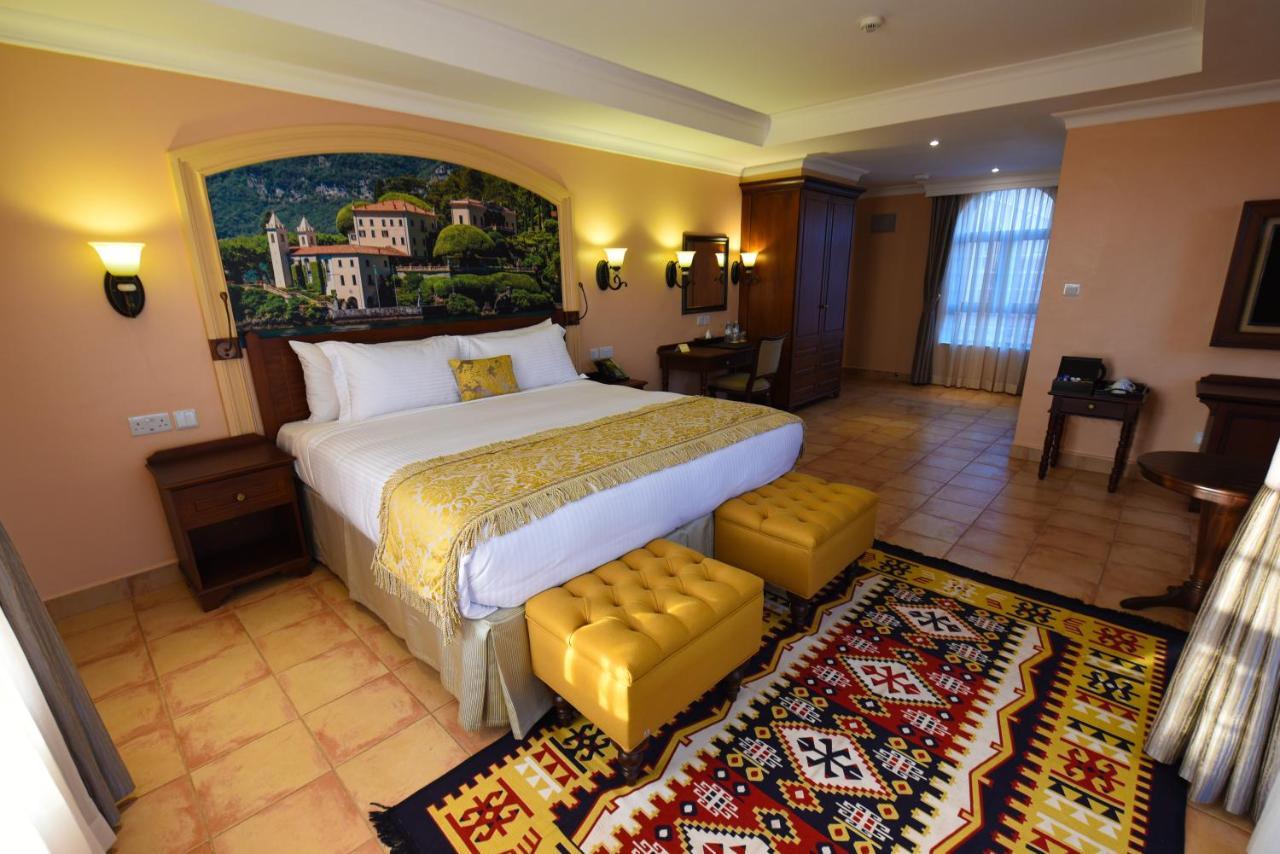 Casa Solada Hotel คัมพาลา ภายนอก รูปภาพ