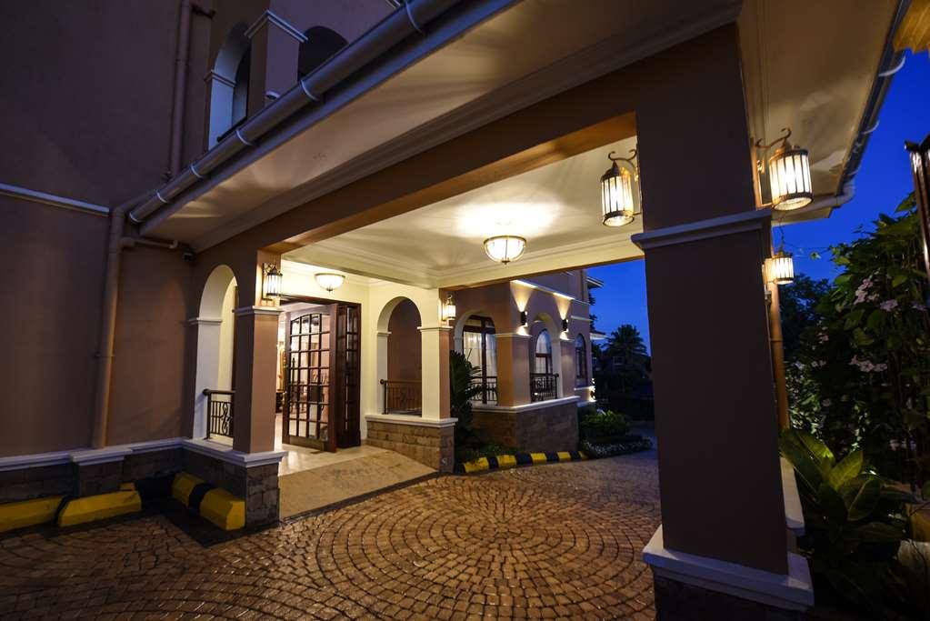 Casa Solada Hotel คัมพาลา ภายนอก รูปภาพ